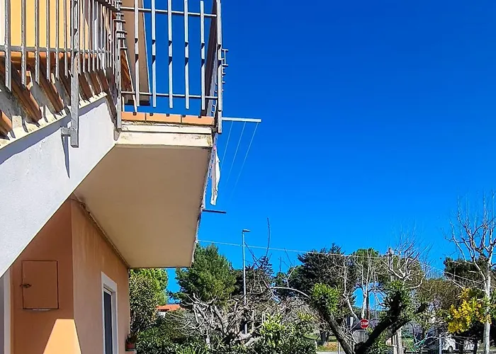 Appartement Collelauro4 *
