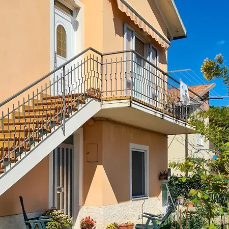 Apartment Collelauro4 Camerano